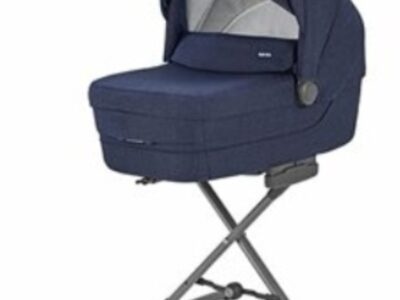 Inglesina bassinet with stand