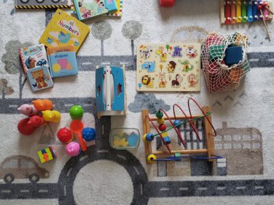 Full toys & books package